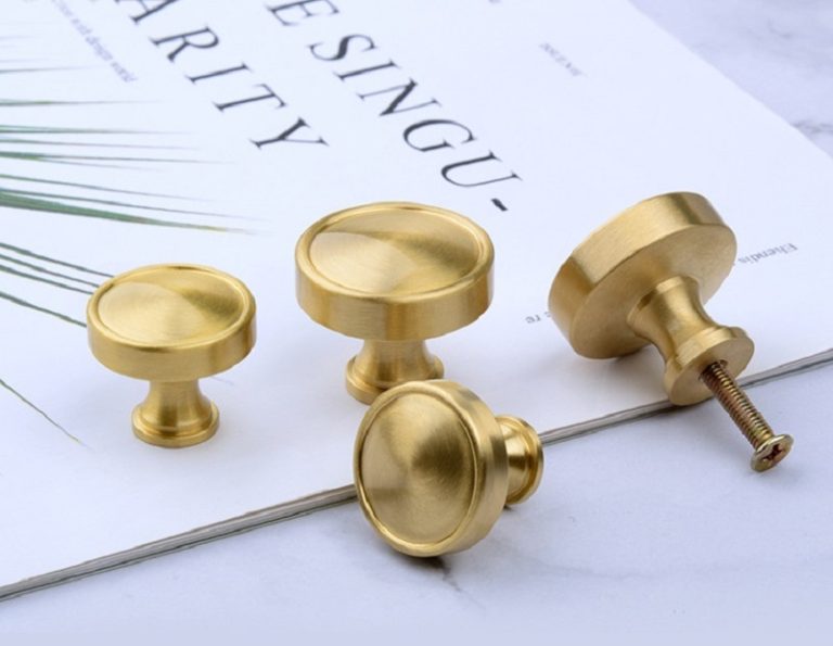 Mua tay nắm cửa ở đâu